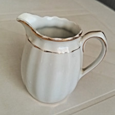 Pot a lait pour dinette 7 cm