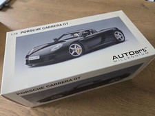 MINT AUTOart 1/18 Porsche