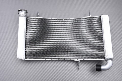 Radiateur eau type - radiateur, d'eau
