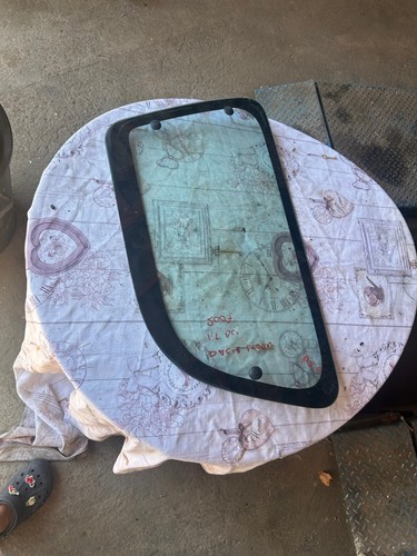 Vitre lateral arg dacia - lateral,