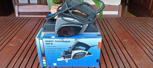 Rabot électrique 600w - rabot,