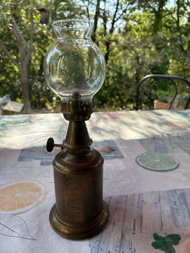 Ancienne lampe essence - ancienne,