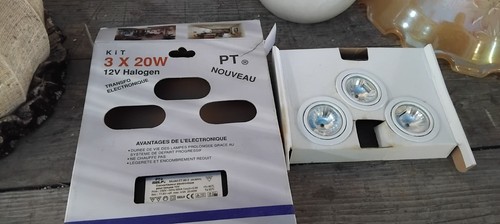 Spots halogènes comprend - spots, pt