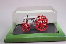 LK452 UH HATCHET Agricultural World Tractor 23 1/43 Fordson F USA 1917