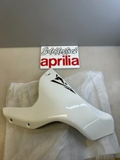 1 cache gauche phare aprilia