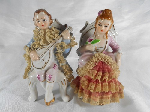 Paire figurine jeune - paire,