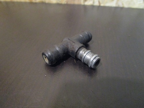 Raccord de carburateur - t,