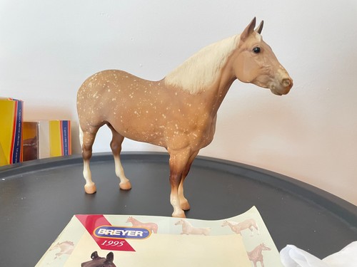 Breyer horse dappled palomino - breyer,
