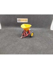 ▄▀▄ EPANDEUR A ENGRAIS VICON - BRITAINS - N° 9538 - 1/32 ▄▀▄