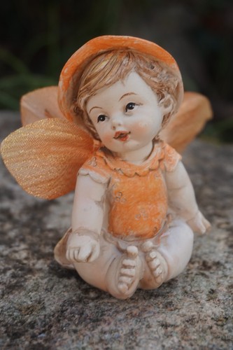 0264 figurine statuette - figurine,