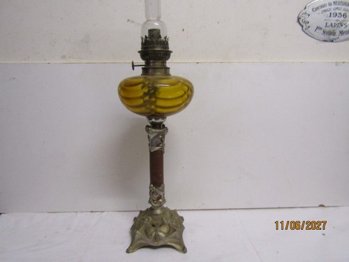 Ancienne lampe pétrole art - ancienne, a