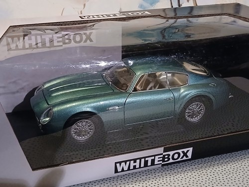 Aston martin db4 zagato - martin,