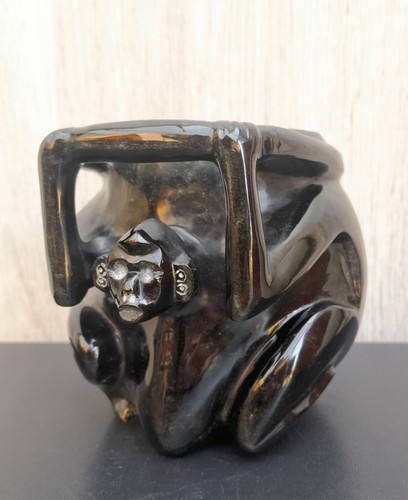 Obsidian monkey vase sculpté - monkey,