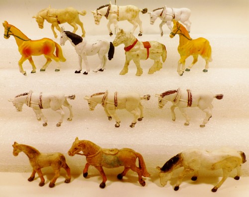 Petits chevaux 1990 - chevaux,
