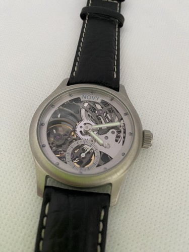 Montre novy mvt - mvt, type