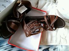 Belles sandales choco en 37. 👡 Esprit Rock 