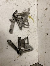 PLATINE ARRIERE DROITE +