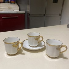 3 anciennes tasses à café