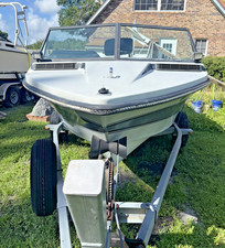 Windshield frame side wings