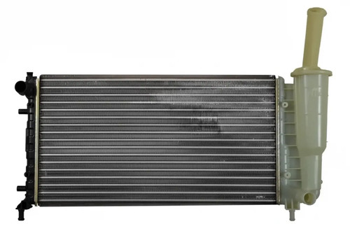 Radiateur eau ailettes - radiateur, d'eau