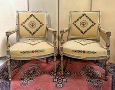 Paire de fauteuils Directoire-Consulat en bois laqué et doré