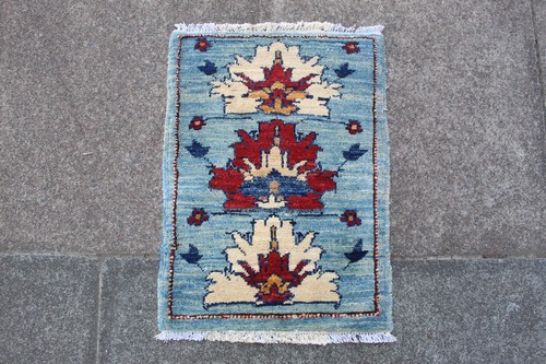 Tapis oriental vintage fait - tapis,