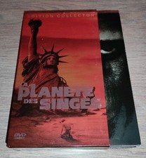 * LA PLANETE DES SINGES