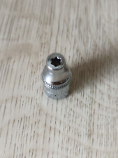 Douille torx femelle 1/4" métrique E4 clé à cliquet ou tournevis KRAFTWERK 4
