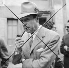 PHOTO DE GEORGES SIMENON