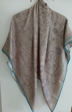 Hermes Châle 140 C'est La Fete écharpe gris en Cachemire et Soie - Unisex