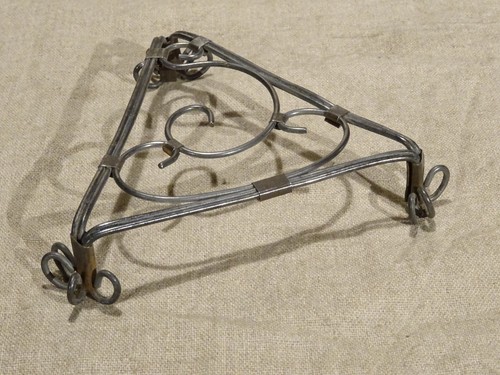 Ancien dessous plat - dessous,
