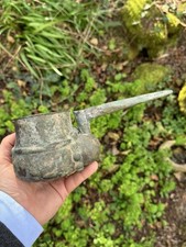 VASE LIBATOIRE EN BRONZE