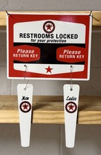 TEXACO GASOLINE RESTROOMS KEY HANGER WITH FOBS GAS OIL GARAGE STATION SIGN