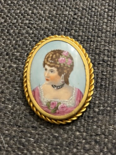 Broche portrait féminin - portrait,