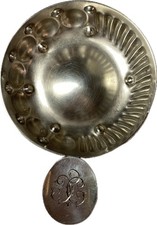 TASTE VIN ANCIEN, Argent ? Métal Argenté ? Monogramme FC, Diamètre 7,5cm, 66g