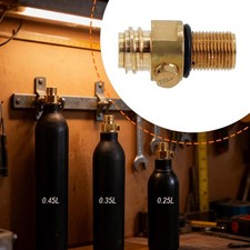 Adaptateur pour bouteille de CO2 pour machine à