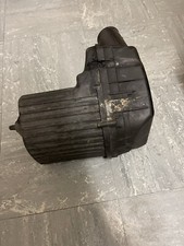 2002 1.5 DIESEL CITROEN SAXO DESIRE - AIR FILTER BOX