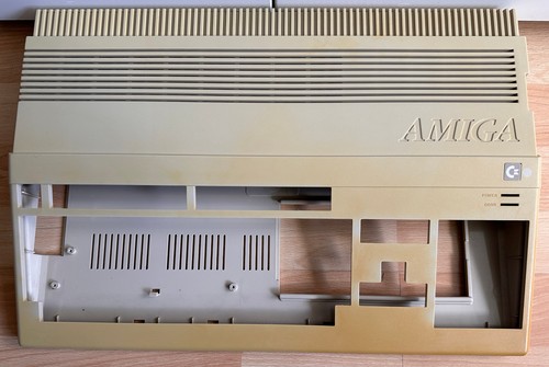 Commodore amiga 500 - commodore, boîtier