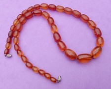 COLLIER VINTAGE EN PERLES D' AMBRE OU BAKELITE  BIJOU DN3023