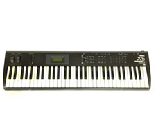 Synthétiseur de musique KORG