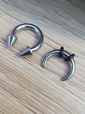 Pair Steel Spike Cone Septum Pinchers Horseshoes Gauges 2g 4g 6g 8g 10g 12g 14g