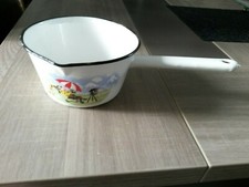 CASSEROLE ANCIENNE EN ÉMAIL