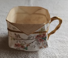 Tasse Porcelaine Carrée