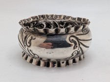 Antique English Sterling Silver Pie Crust Napkin Ring, blank cartouche d. 1901