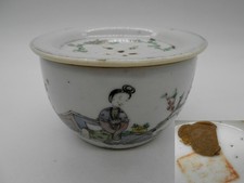 CHINA PORCELAIN CRICKET BOX CANTON 19TH CENTURY STAMP / BUCKET & SIGNED