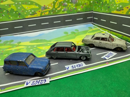 Voiture dinky toys - (375),
