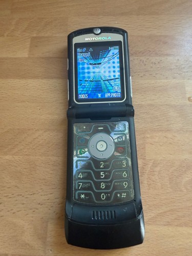 Motorola razr noir - v3,