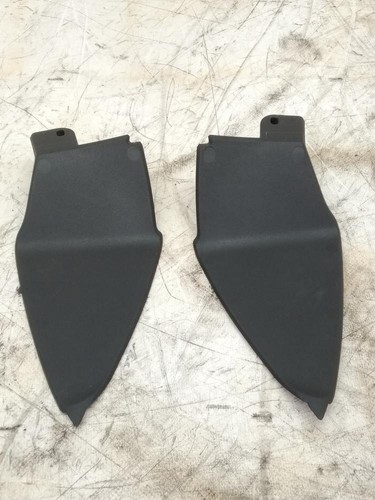 Paire protections pour - de,
