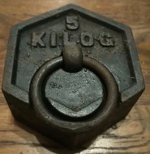 Ancien Poids 5kg Hexagonal  en