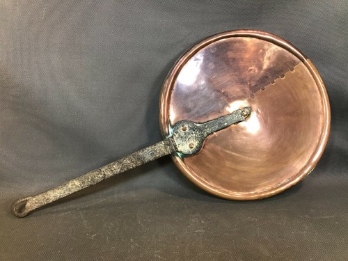 Ancienne couvercle poêle - de,